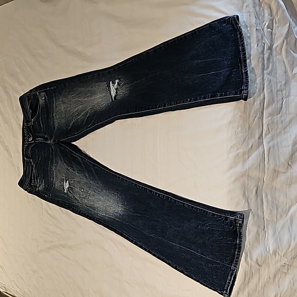 American eagle dark denim destroy kickboot jeans - Picture 3 of 7